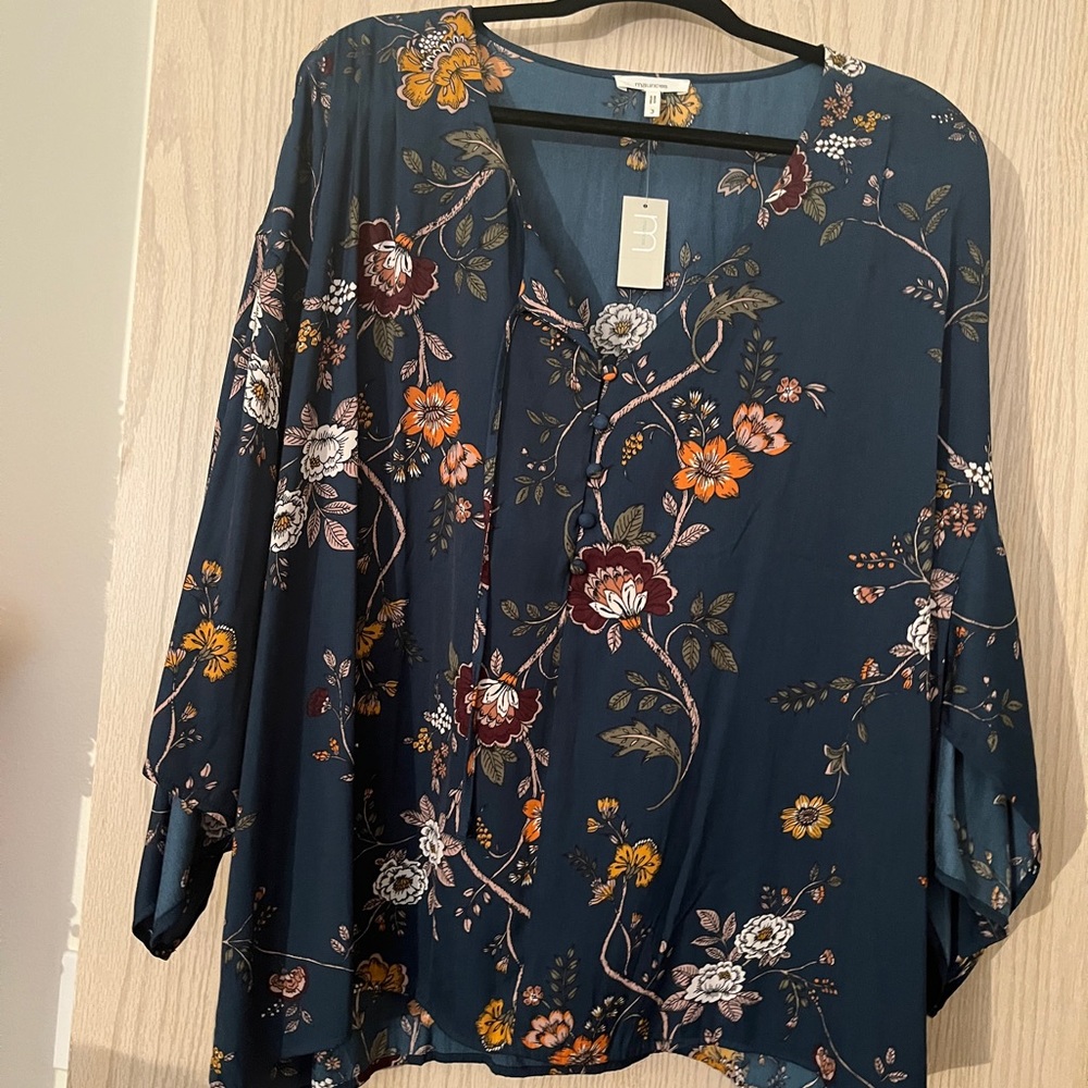 Maurice’s top
